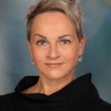 Kristina Harrauer Trauerrednerin