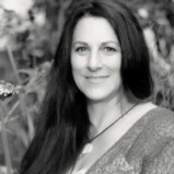 Manuela Orlandi (Trauerrednerin/Trauerautorin)